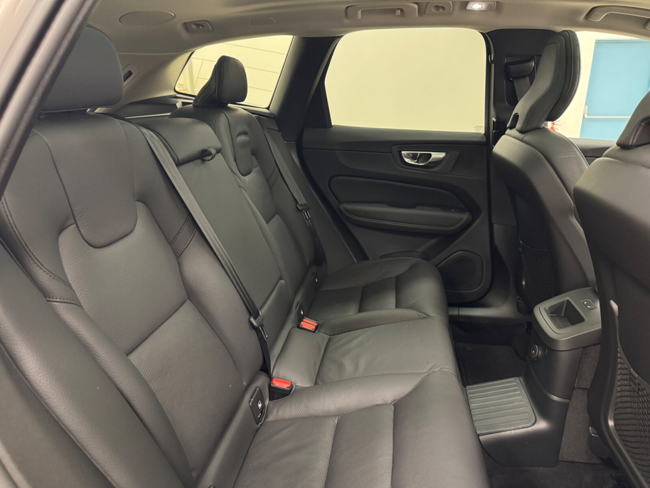 2025 Volvo XC60 T6 AWD PHEV Plus Dark €66,000
