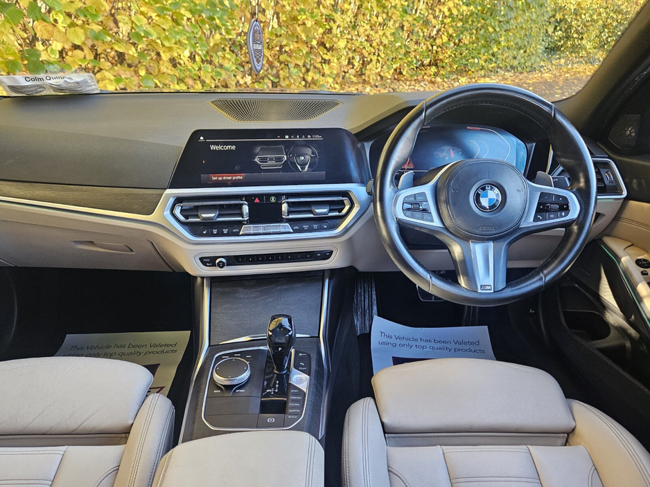 2019 BMW 3 Series - image 11