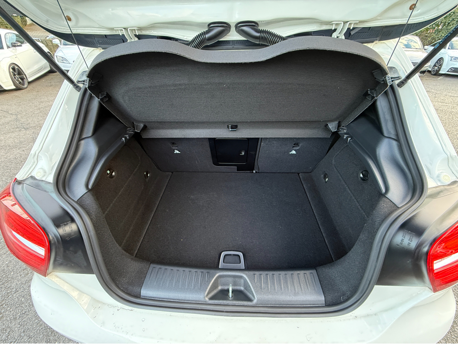 2013 Mercedes-Benz A Class - image 5