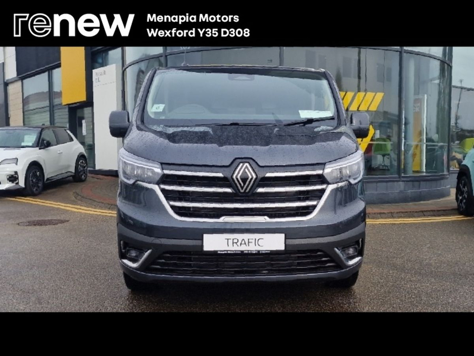 2026 Renault Trafic - image 8