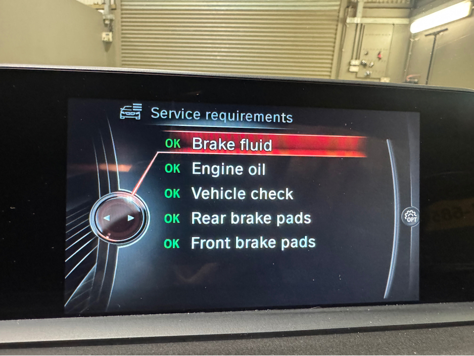 2017 BMW 1 Series - image 18