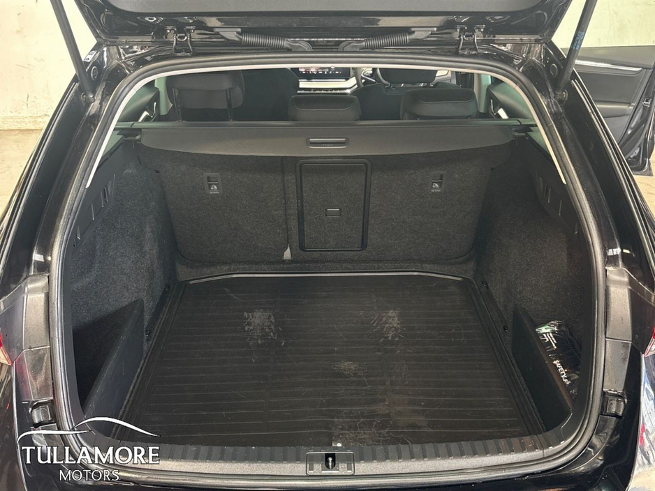 2024 Skoda Octavia - image 9