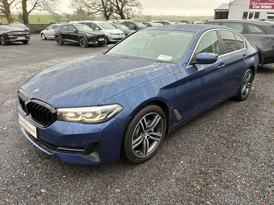 2021 BMW 5 Series - image 4