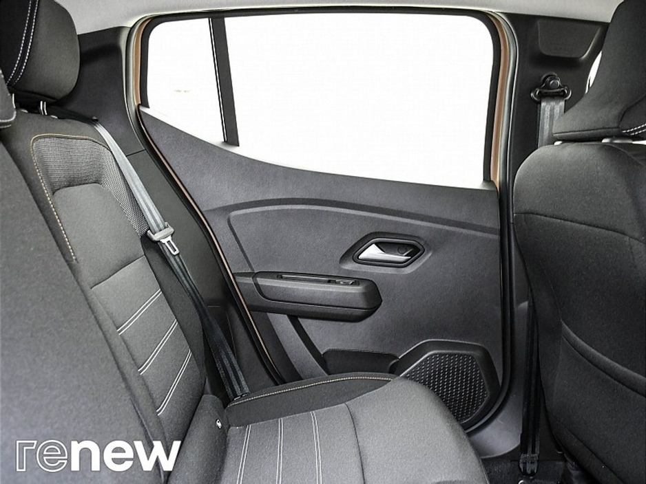 2025 Dacia Sandero Stepway Expression TCe 90 GSR2 €22,900