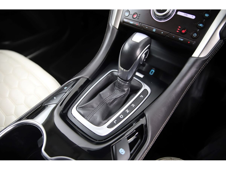 2020 Ford Mondeo 2.0 HYBRID 187BHP VIGNALE AUTO *BEIGE LEATHER* €24,890