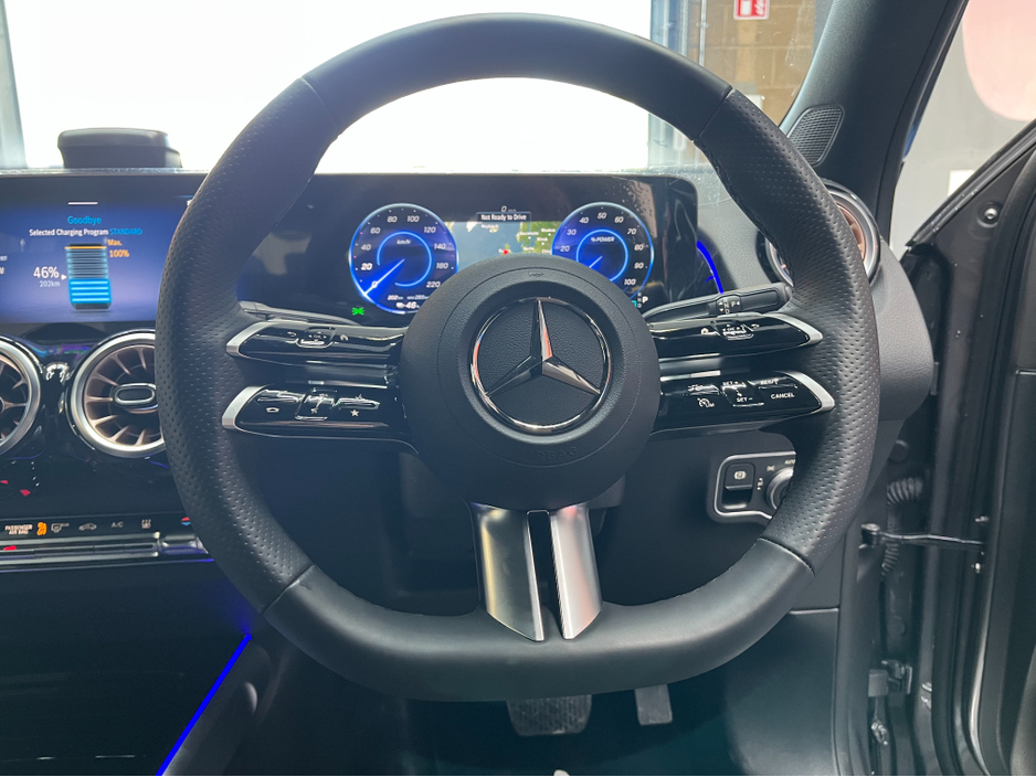 2025 Mercedes-Benz EQB - image 7