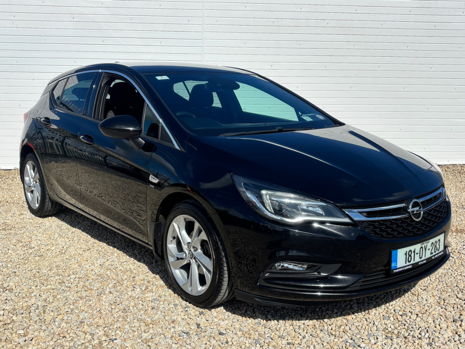 2018 Opel Astra - image 5