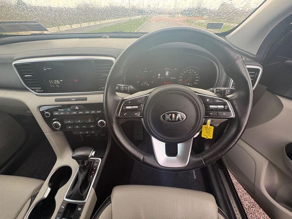 2021 Kia Sportage - image 18