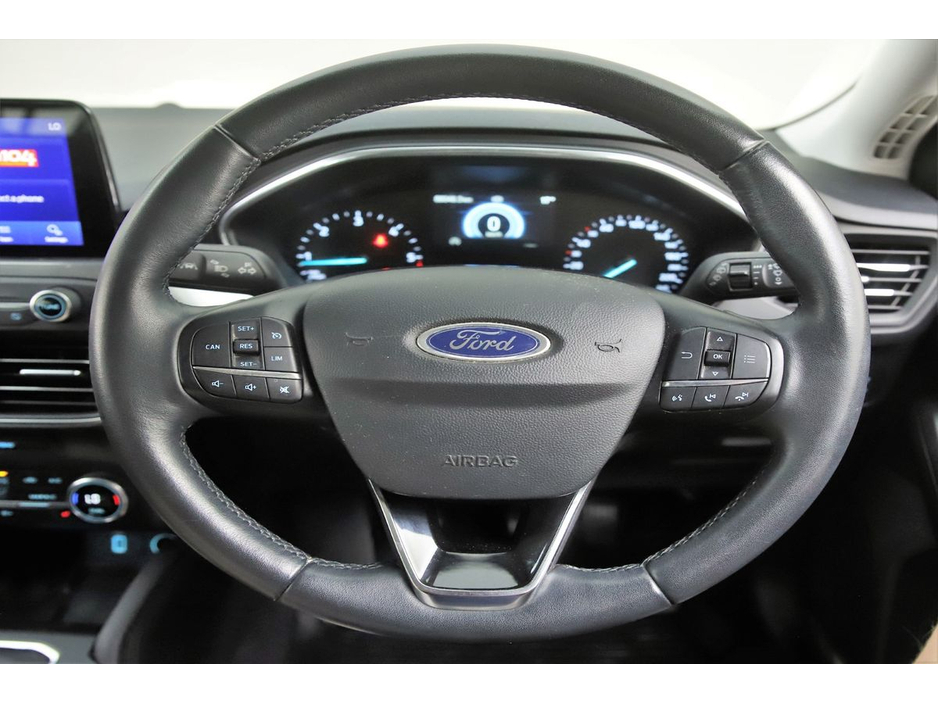 2020 Ford Focus - image 17