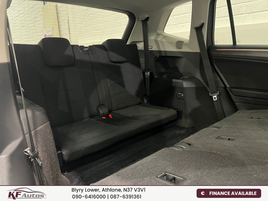 2022 Volkswagen Tiguan - image 22