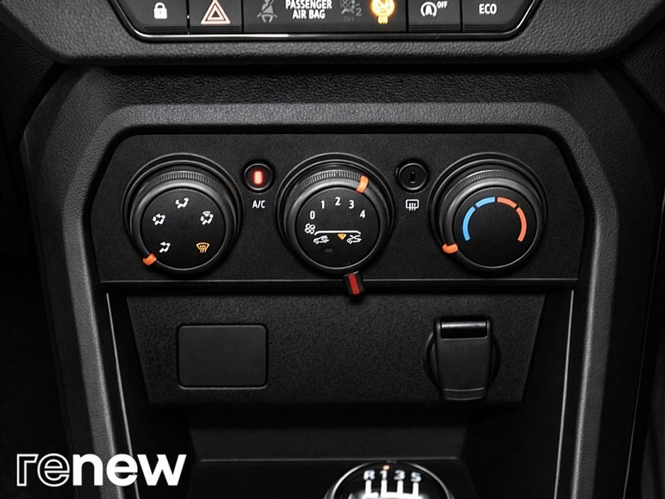 2026 Dacia Sandero Stepway Expression TCe 110 E06X