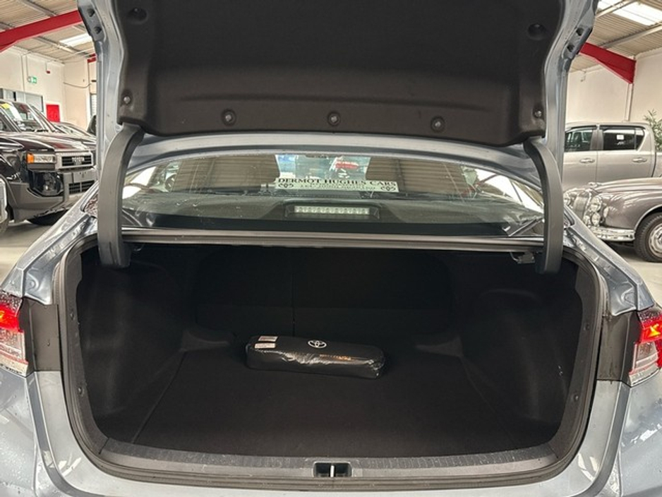 2022 Toyota Corolla - image 10