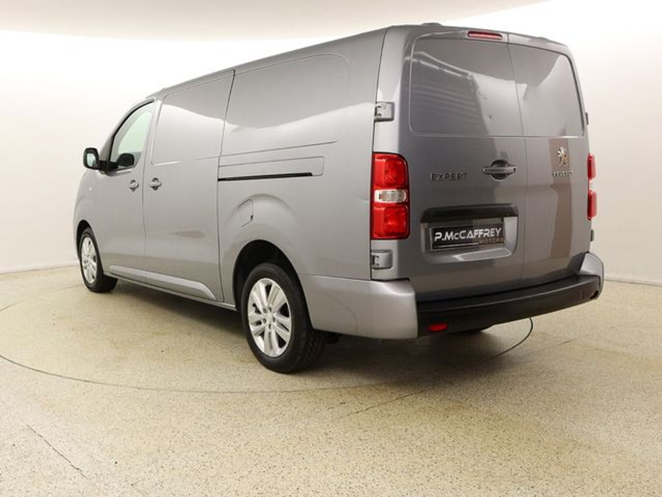 2023 Peugeot Expert - image 5