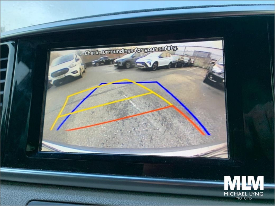 2019 Kia Sportage - image 16