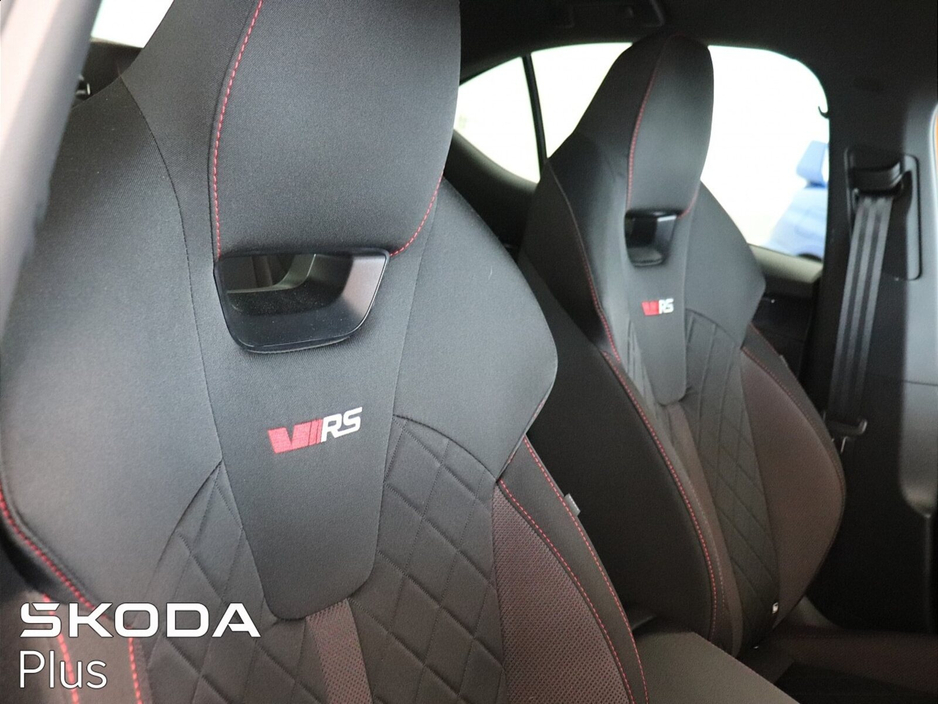 2024 Skoda Octavia - image 23