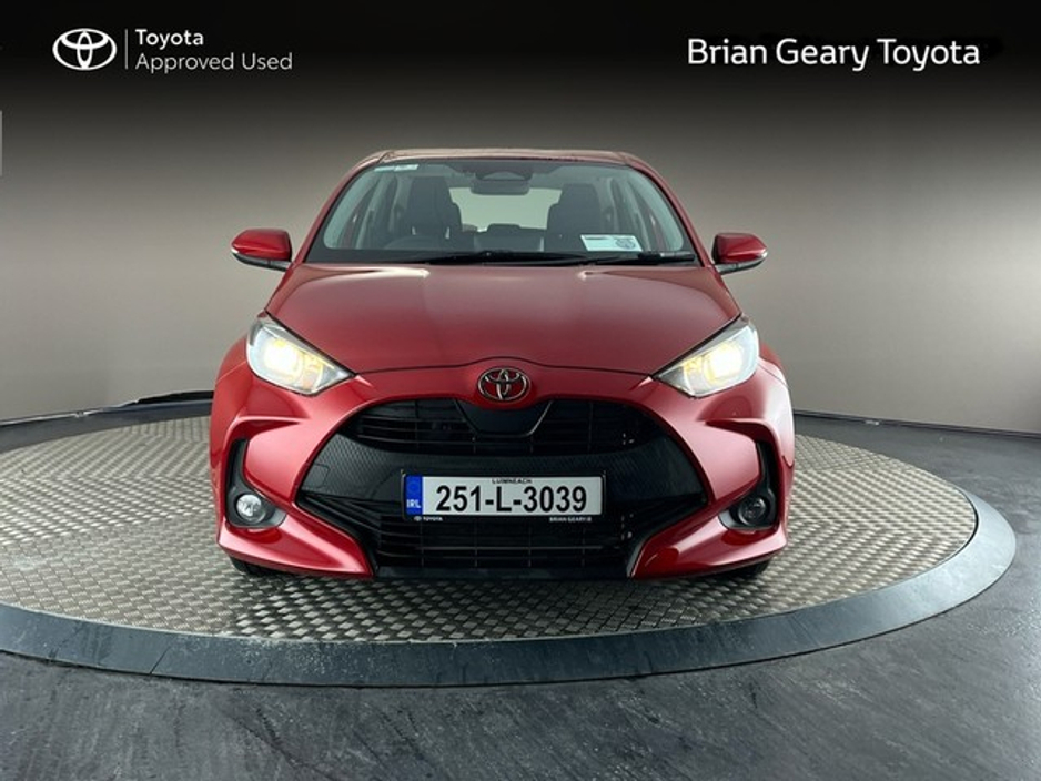 2025 Toyota Yaris HYBRID LUNA €26,950