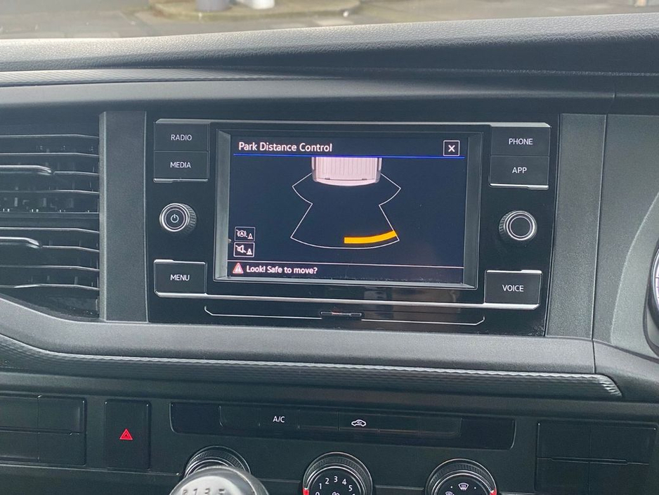 2023 Volkswagen Transporter - image 23