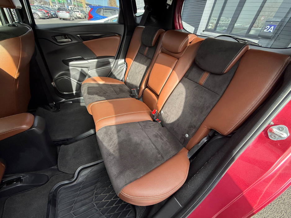 2017 Honda Jazz - image 23