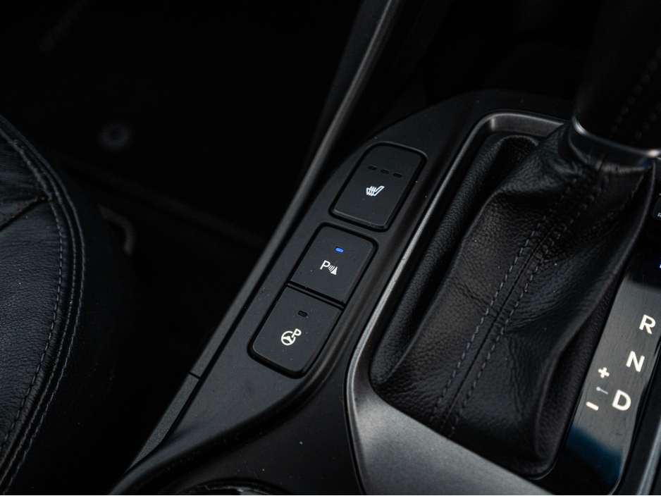 2014 Hyundai Santa Fe - image 31