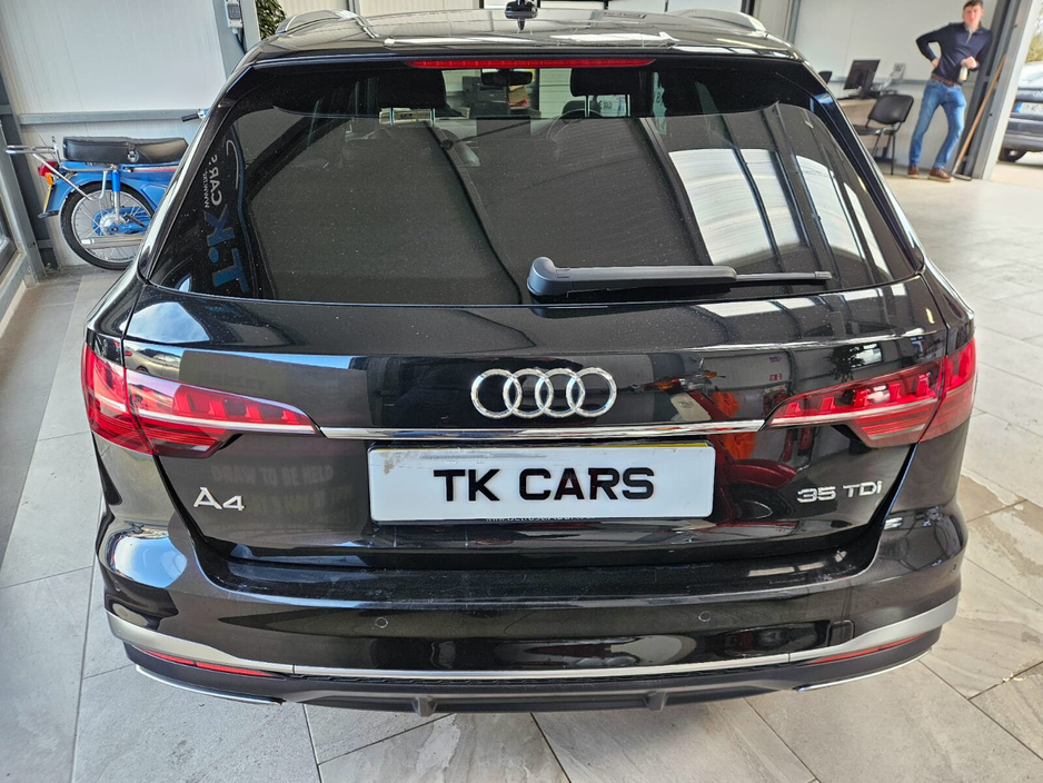 2020 Audi A4 - image 6