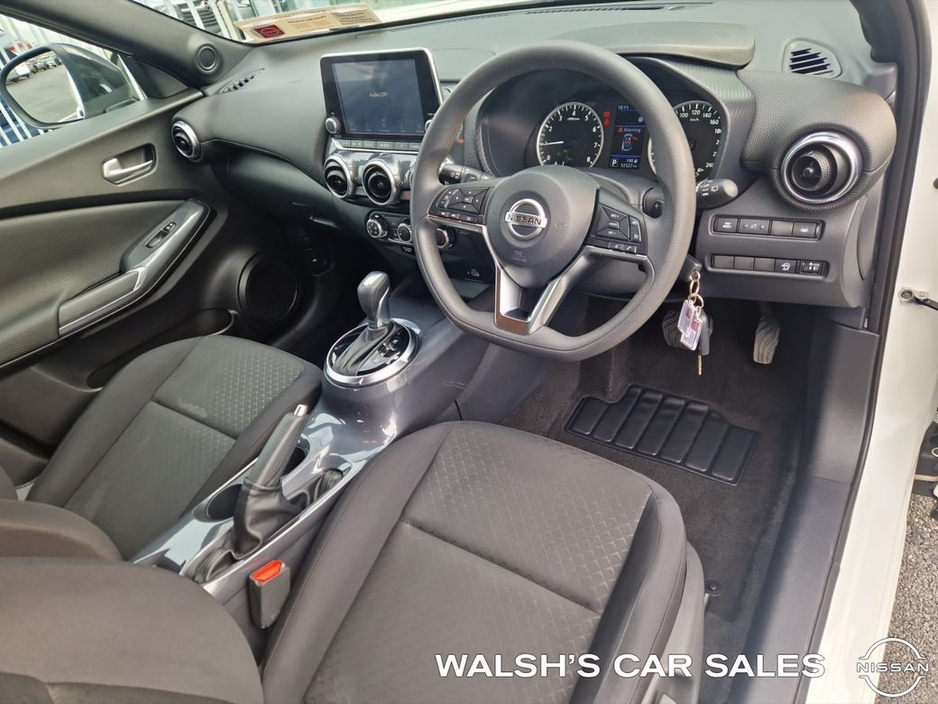 2020 Nissan Juke - image 12