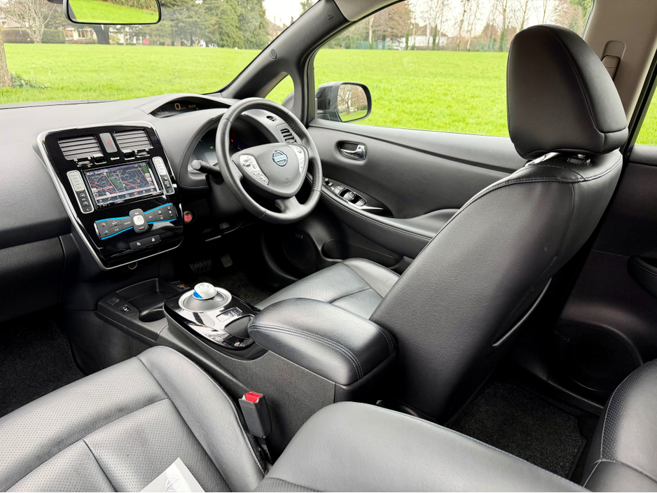 2017 Nissan Leaf Electric | 30 kWh High spec Teckna Edition | AA approved | Only 37,000 km | 2 keys | Jan 27 nct | July 26 nct | Sold checked and serviced with warranty and full Motor History report supplied. €8,900