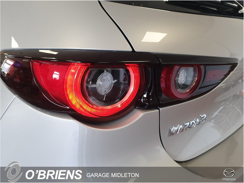 2025 Mazda Mazda3 - image 16