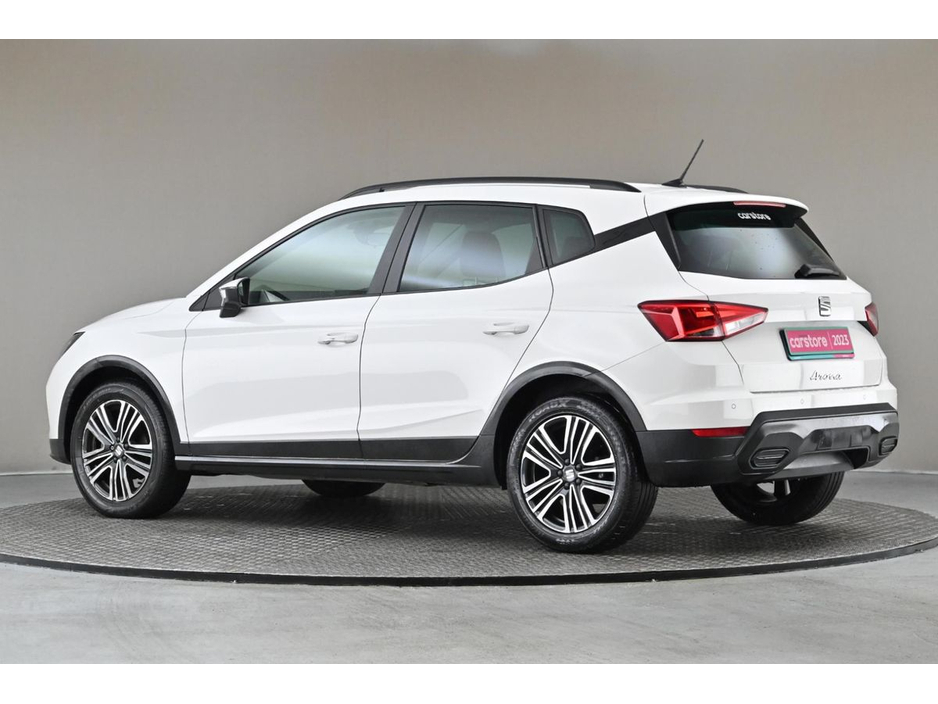 2023 SEAT Arona - image 6