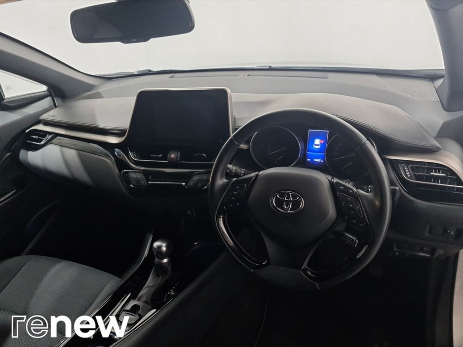 2019 Toyota C-HR 1.8 HYBRID SPORT €18,900