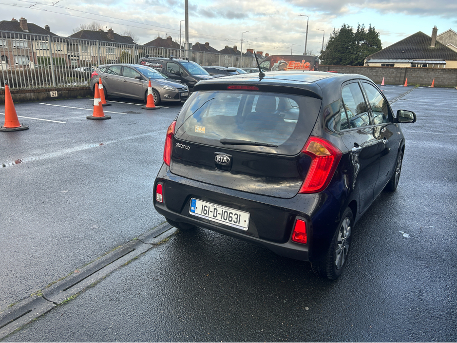 2016 Kia Picanto 1.0 ///ONLY 44000KLMS////I IRISH OWNER FROM NEW WITH FULL SERVICE HISTORY///TOP OF THE RANGE MODEL///NCT AND LOW TAX ///2 ORIGINAL REMOTE KEYS//LOVELY CAR €7,999