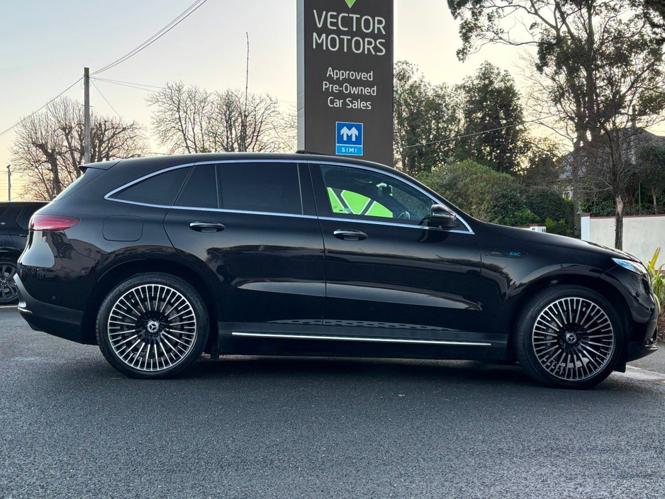 2022 Mercedes-Benz EQC AMG LINE PREMIUM SUNROOF 400 €36,995