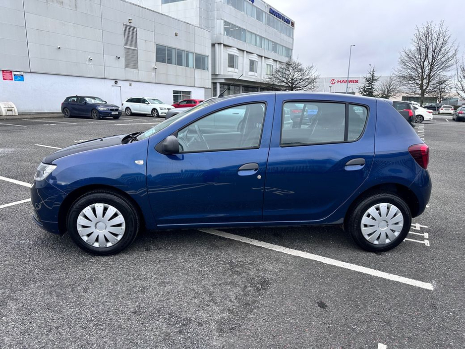 2019 Dacia Sandero - image 4