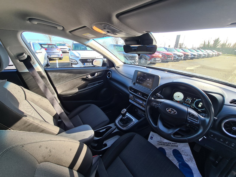 2022 Hyundai Kona - image 8