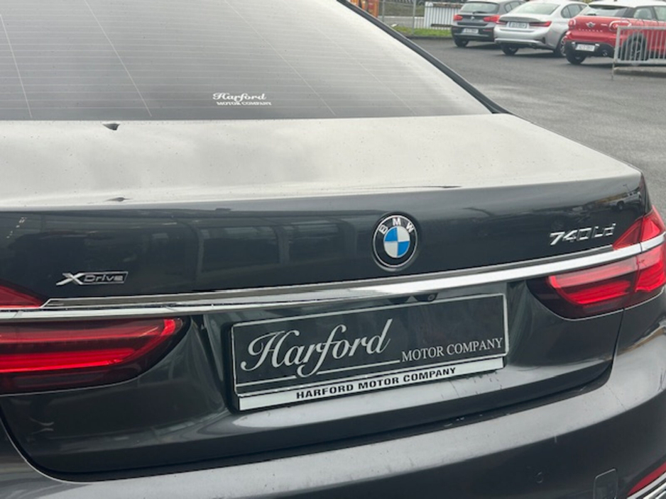 2017 BMW 7 Series  €26,945