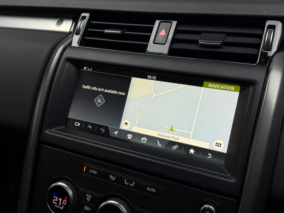 2020 Land Rover Discovery - image 17