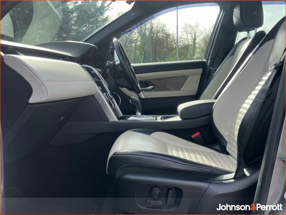2020 Land Rover Discovery Sport - image 3