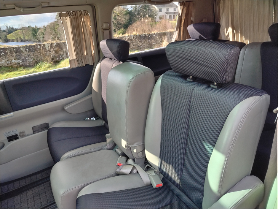 2003 Nissan Elgrand 2003 €4,950