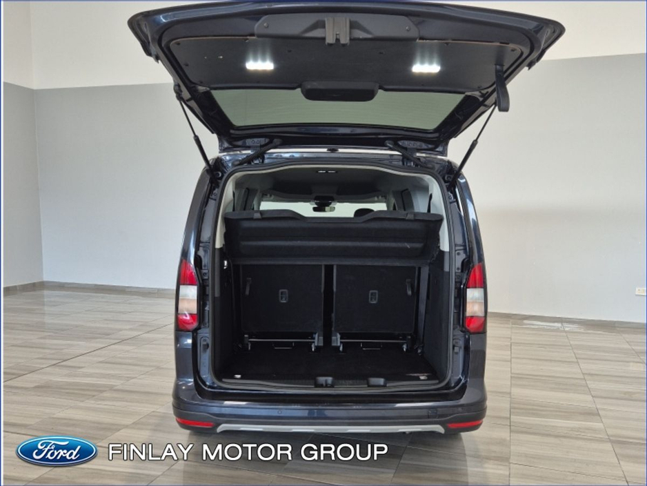 2023 Ford Transit Connect - image 22