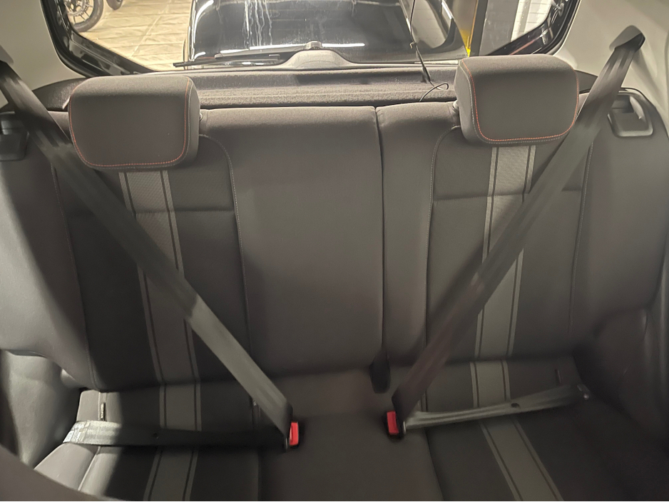 2014 Volkswagen up! DBA-AACHY 5DR €7,490