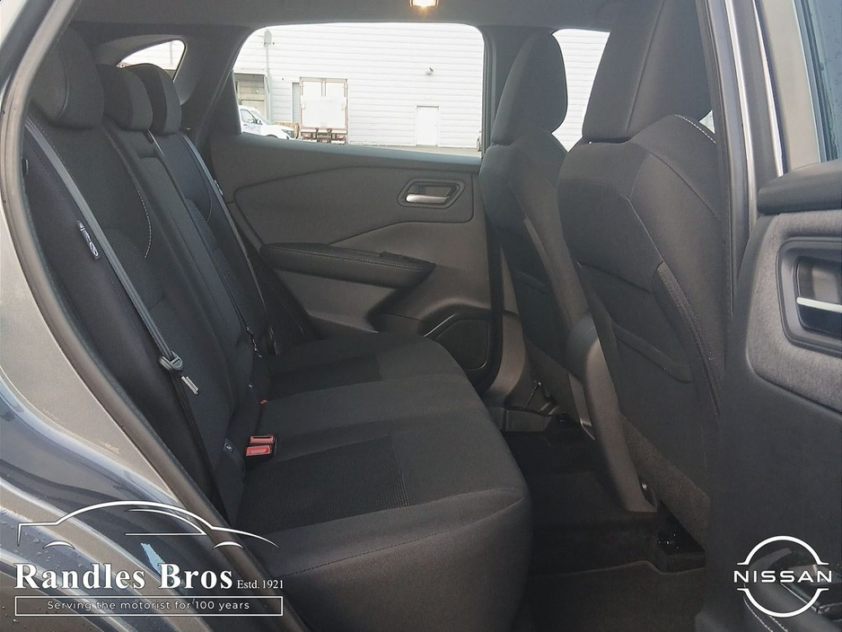 2025 Nissan Qashqai - image 14