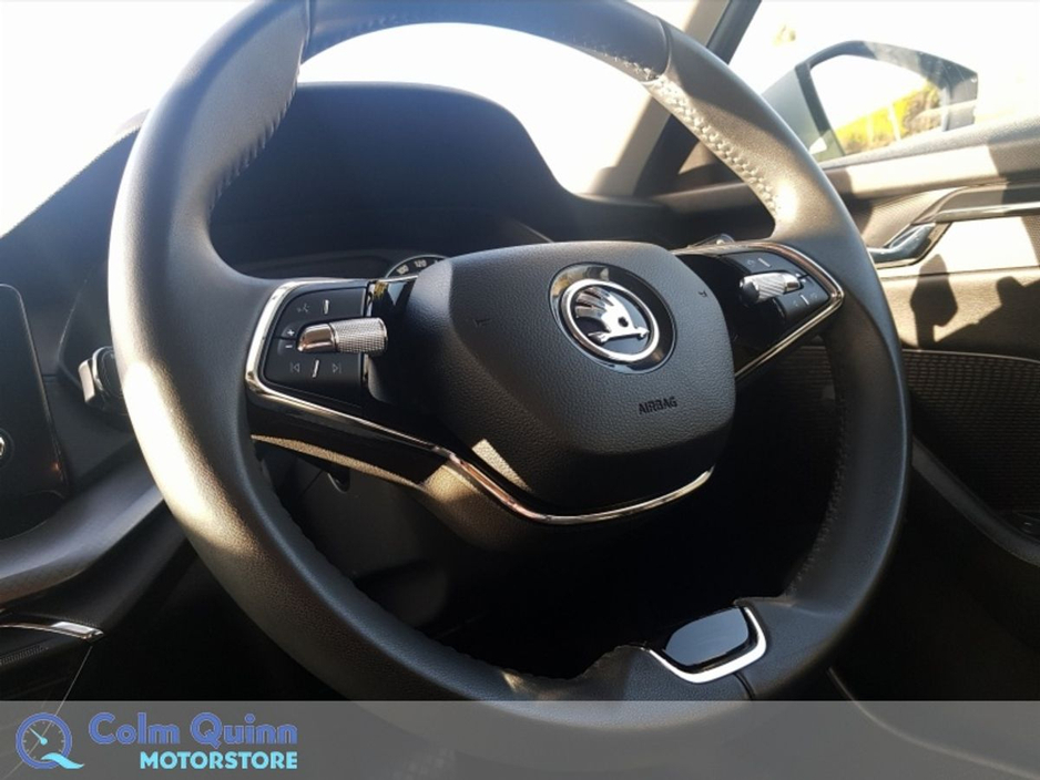 2023 Skoda Octavia - image 12