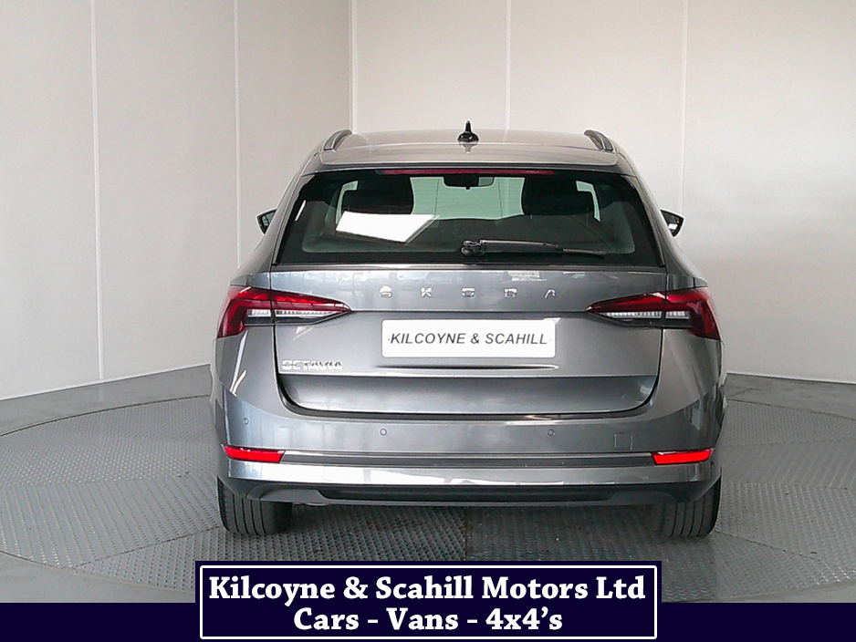 2023 Skoda Octavia - image 6