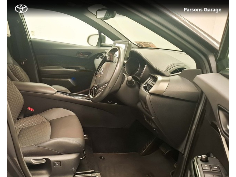 2022 Toyota C-HR C-HR HYBRID SPORT €27,995