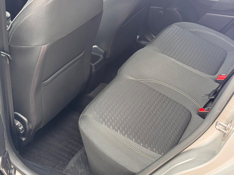 2018 Ford Fiesta - image 10