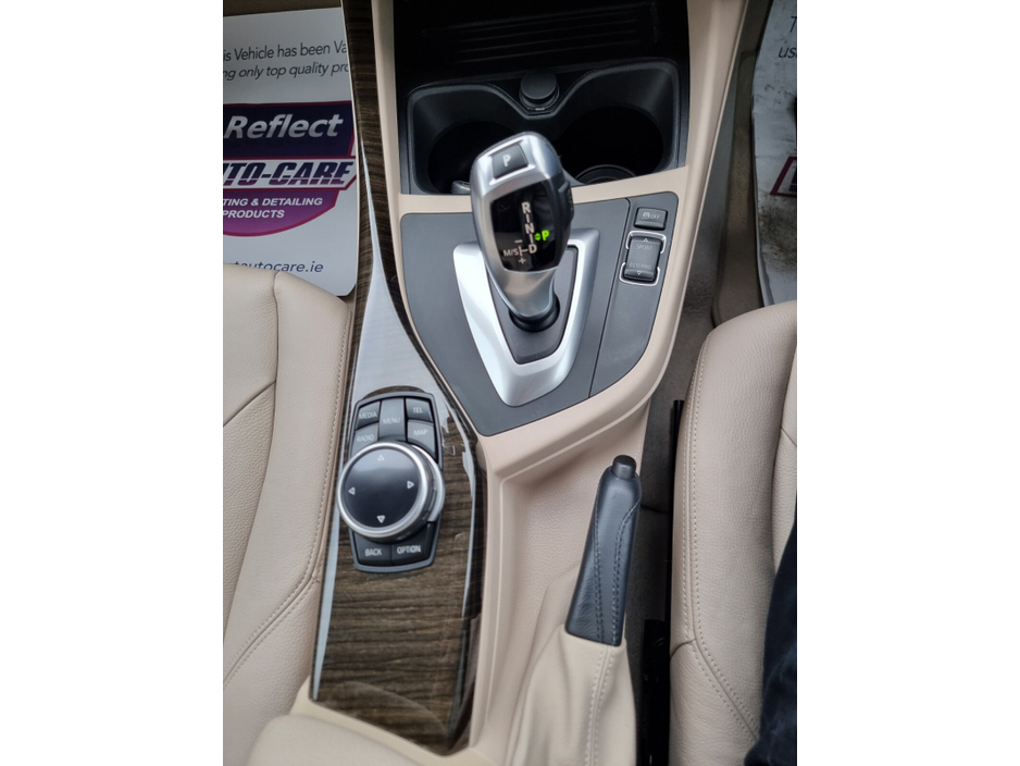 2014 BMW 1 Series - image 14