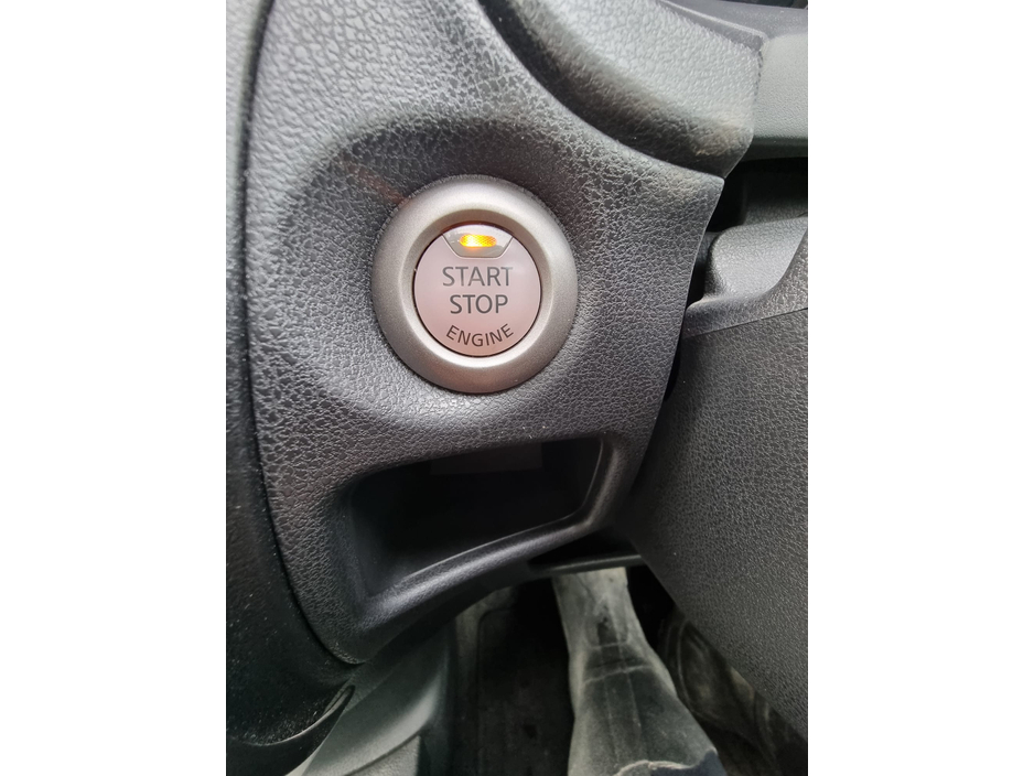 2013 Nissan Note - image 28