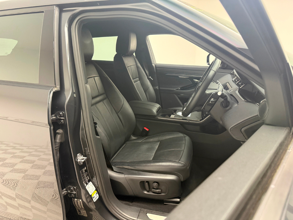 2022 Land Rover Range Rover Evoque S R-DYNAMIC P300E €37,990