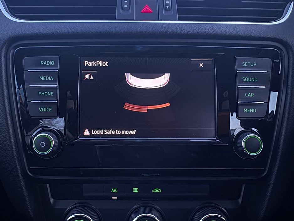 2016 Skoda Octavia AMBITION 1.6 TDI 110HP DSG 4DR €10,950