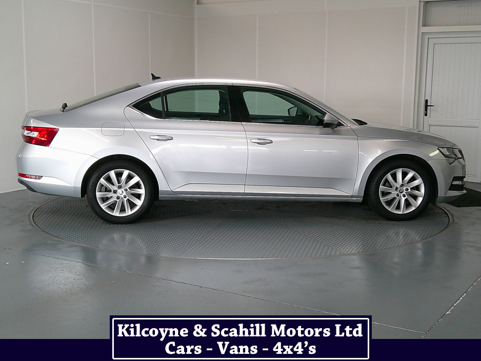 2022 Skoda Superb AMBITION 2.0 TDI 150HP 5DR