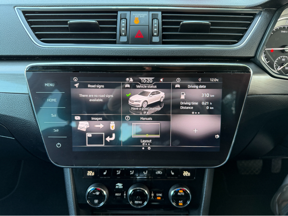 2021 Skoda Superb - image 17